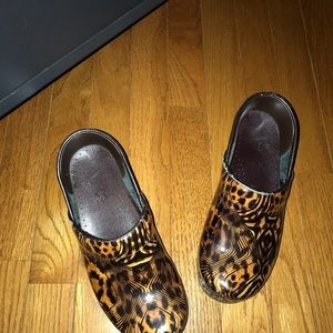 Dansko Clogs size 6.5 - good condition